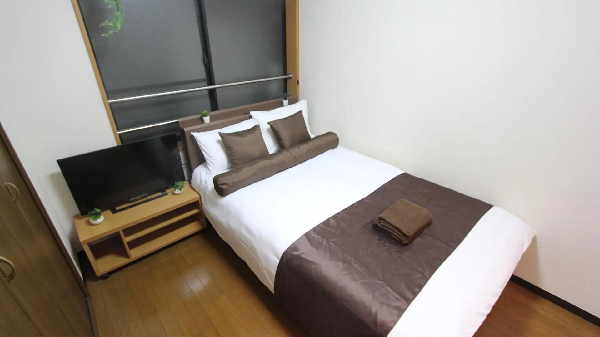 Luana Nogata Apartment Tokyo