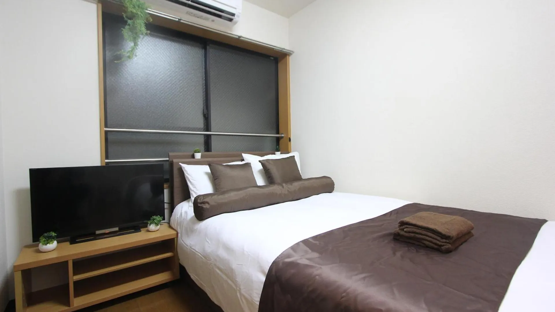 Luana Nogata Apartment Tokyo Japan